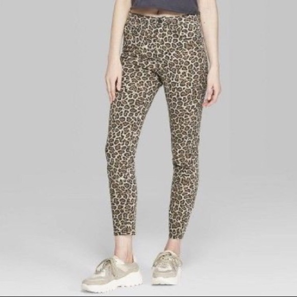Leopard Print high waisted skinny jeans.